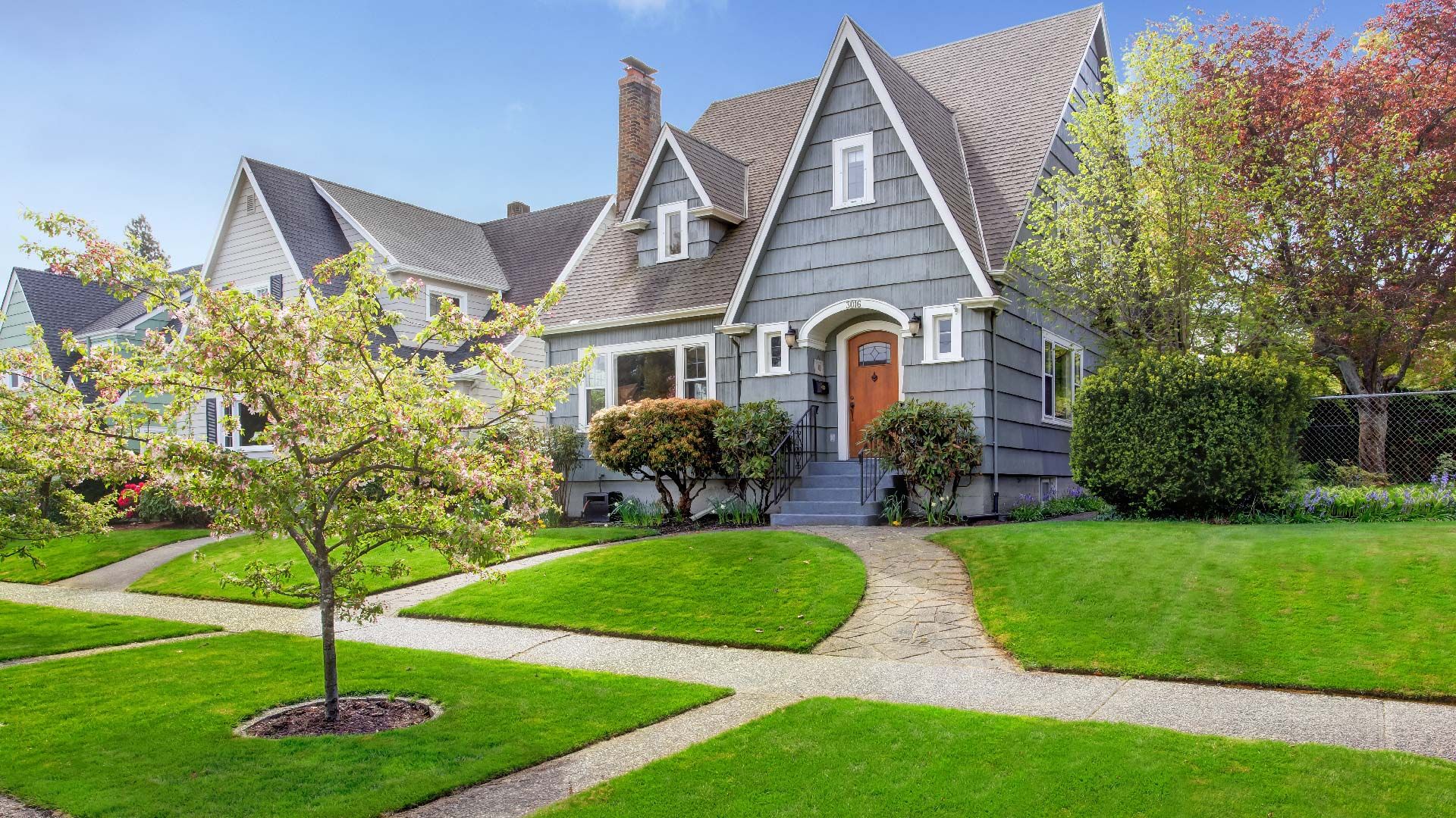 Spring into Action: Boosting Curb Appeal for a Successful Home Sale
