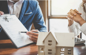 Mortgage Specialists Outbest Traditional Banking in Obtaining a Home Loan